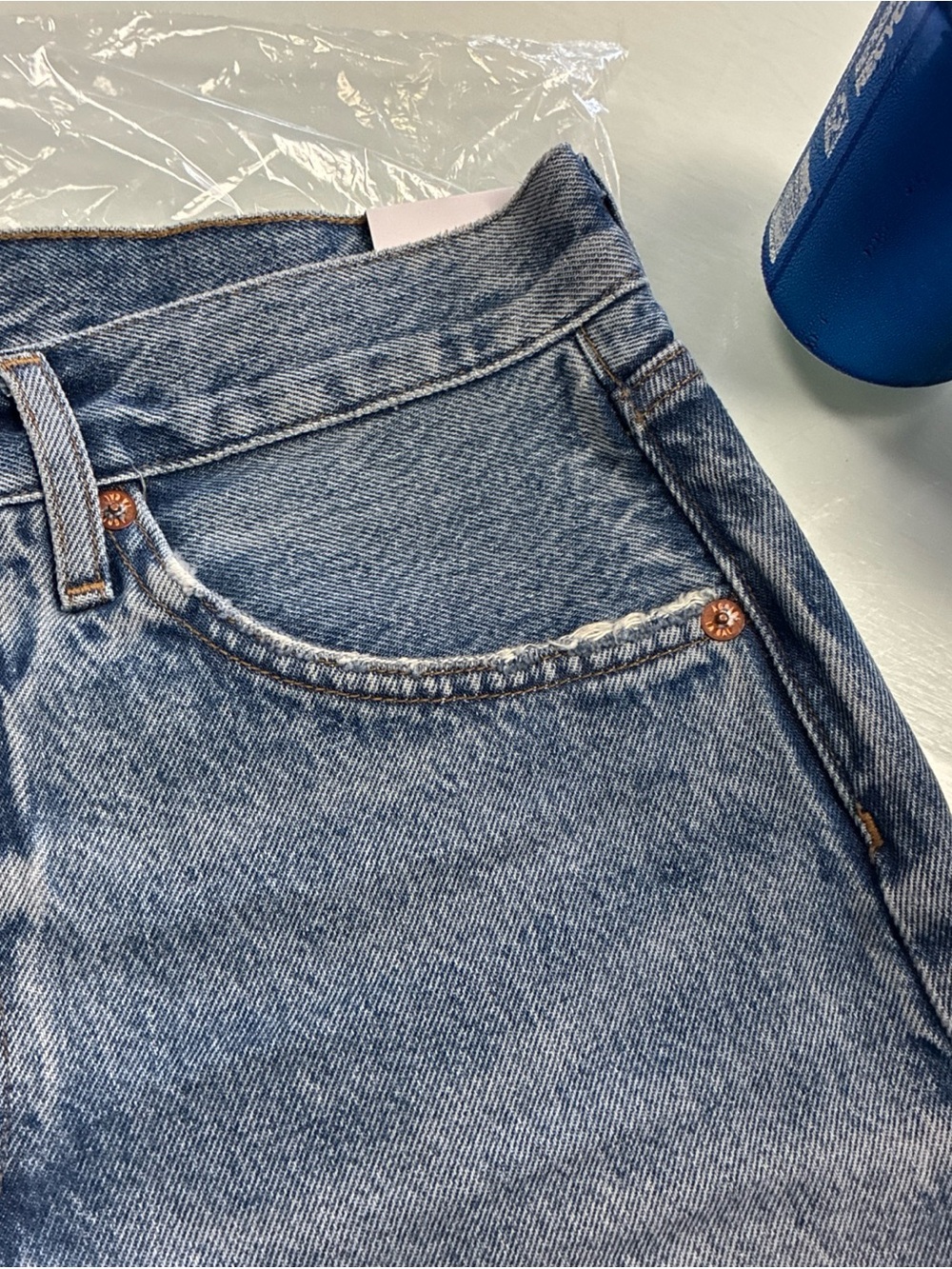 AGOLDE Parker High Rise Denim Cut Off Shorts Light Wash Blue Cotton SZ 26 NWT - Picture 7 of 16